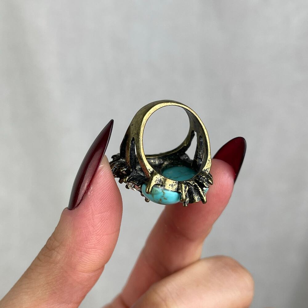 VTG Y2K Urban Outfitters Turquoise Howlite Rhinestone Statement Ring Gold 6-6.5 - Picture 15 of 16